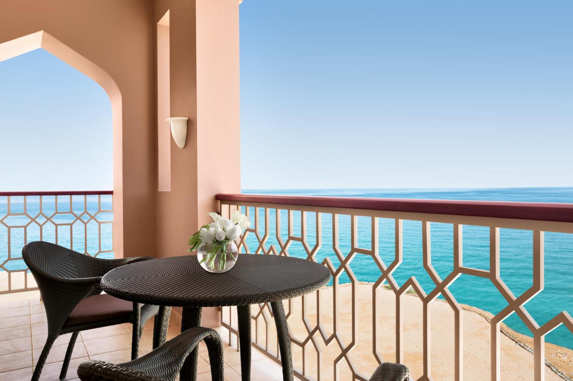 Shangri-La Al Husn, Muscat - Adults Only Resort Екстериор снимка